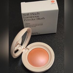 Rare Beauty by Selena Gomez Soft Pinch Luminous Powder Blush in Cheer